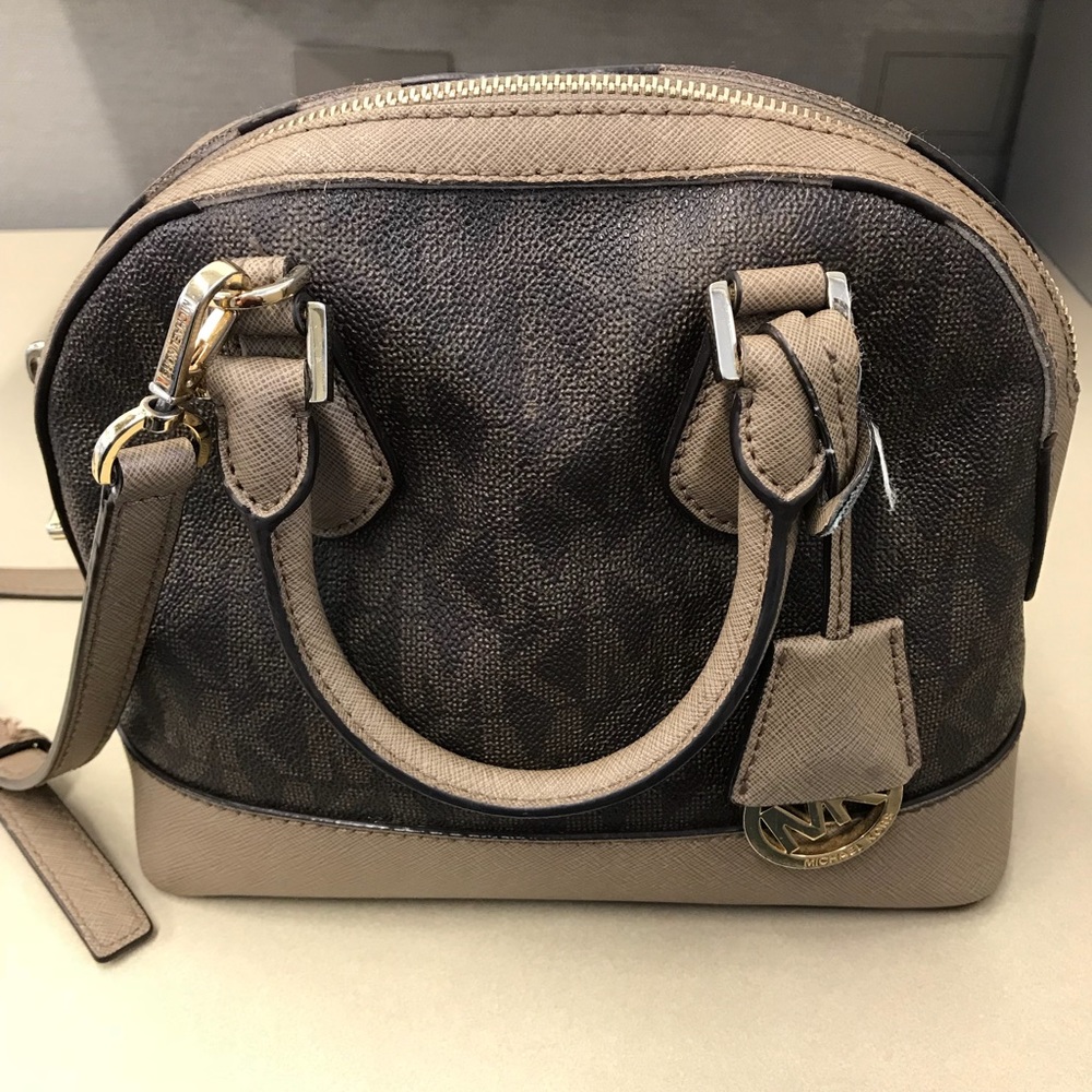 Michael Kors Smythe Signature Dome Satchel